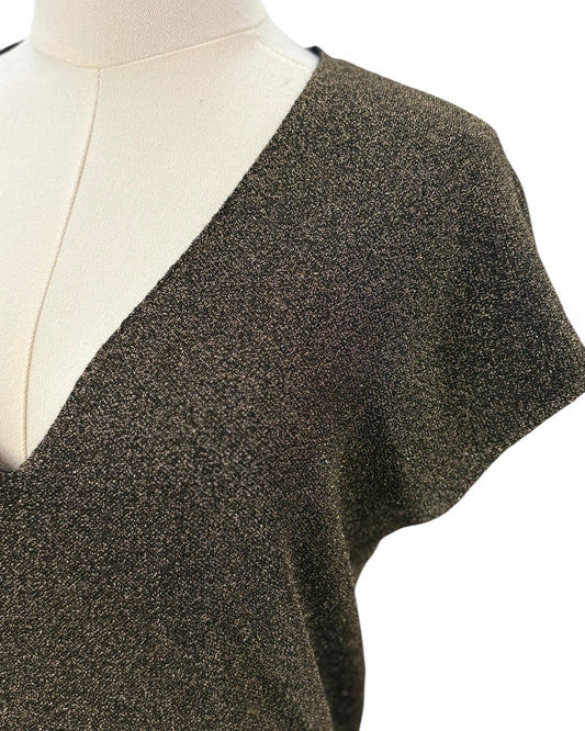 Metallic knit sleeveless top on a mannequin against a white background